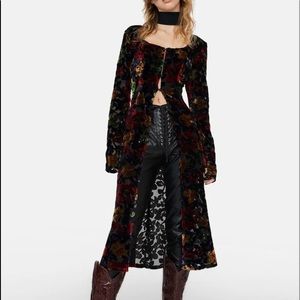 Velvet burnout duster🌹